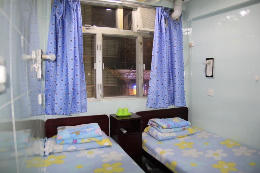 Loi Loi Guest House Хонконг Стая снимка