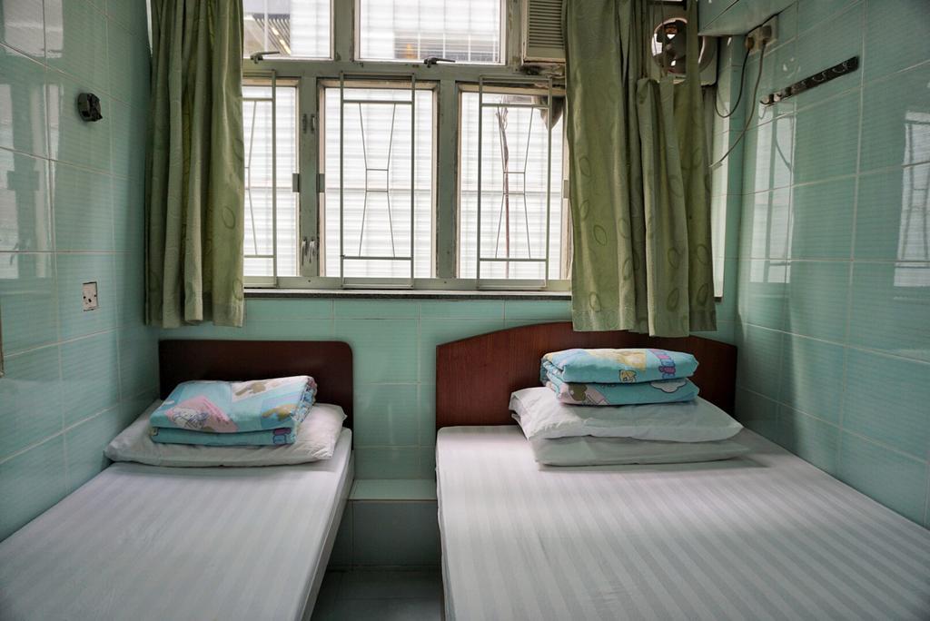 Loi Loi Guest House Хонконг Екстериор снимка